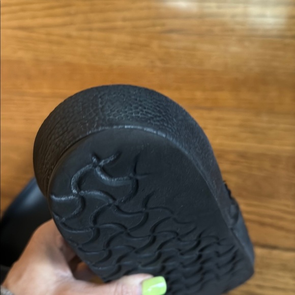 Black Birkenstock Slide Sandals - Picture 5 of 8